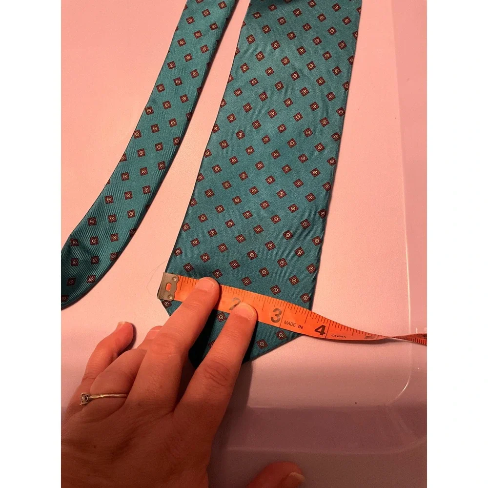 Matt Andrews Classic Collection Teal Silk Geometric Medallion Necktie USA Made